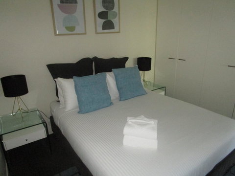 Harbour Escape Apartments Docklands - Your Accommodation 12