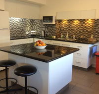 Austral Place 88 via Merri River - Your Accommodation