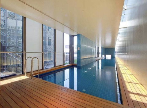 Great Southbank 2 Bedroom Netflix*WIFI*Parking - Your Accommodation 4