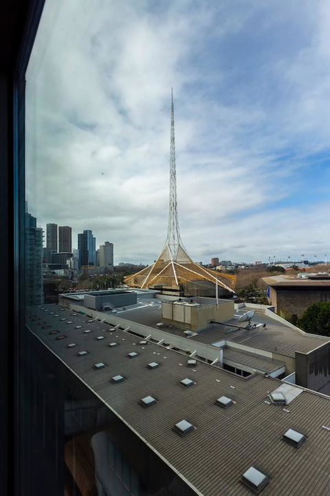 Great Southbank 2 Bedroom Netflix*WIFI*Parking - Your Accommodation 16