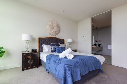Great Southbank 2 Bedroom Netflix*WIFI*Parking - Your Accommodation 3