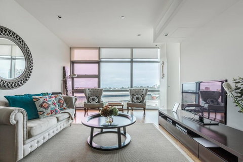 Great Southbank 2 Bedroom Netflix*WIFI*Parking - Your Accommodation 1