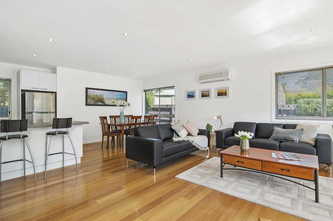 Bask At The Glade - Rejuvenate Stays - Your Accommodation 1