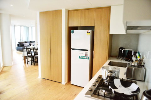 Superb Habour View/ Stylish Apartment / Landmark Building/ Free Tram - Your Accommodation 14
