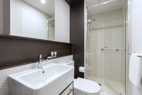 Apartments @ 57 City - Your Accommodation 9
