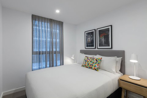 Apartments @ 57 City - Your Accommodation 6