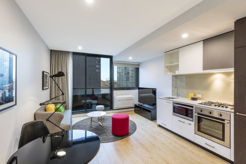 Apartments @ 57 City - Your Accommodation 12