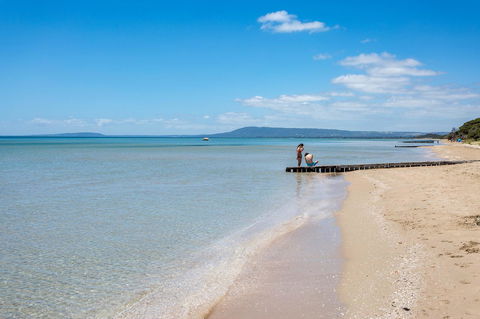 Blairgowrie Apartment 2 - On The Beach - Your Accommodation 14