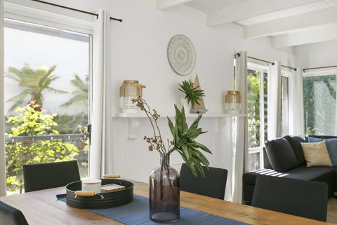 Mysa Anglesea Sleeps 7 WiFi SmartTV Cafes Shops - Your Accommodation 1