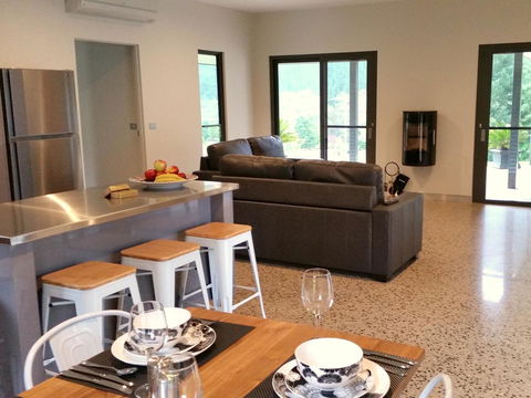 3 Bells Alpine Cottage - Your Accommodation 15