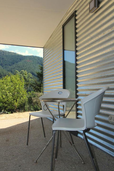 3 Bells Alpine Cottage - Your Accommodation 1