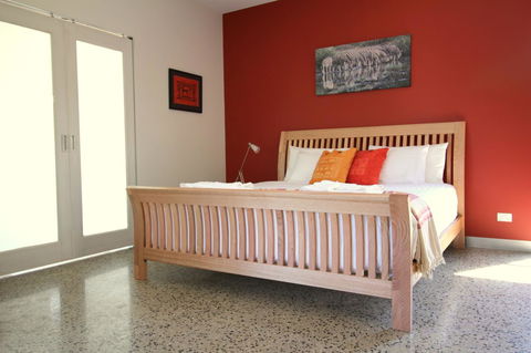 3 Bells Alpine Cottage - Your Accommodation 3