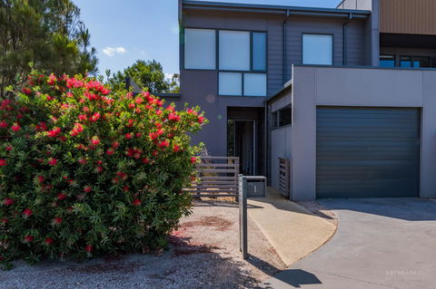 1 Sunset Place - Your Accommodation 5