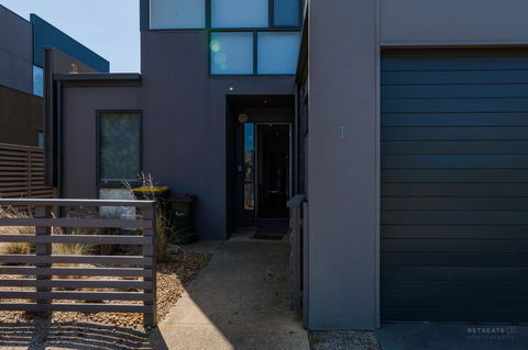 1 Sunset Place - Your Accommodation 4