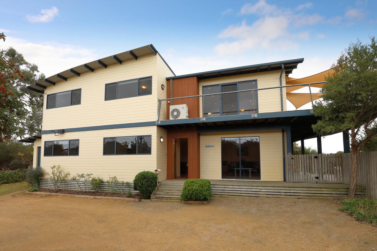 Crib Point VIC Your Accommodation