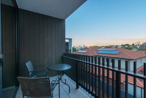 Astrina 2 Bed 2 Bath Apartment - Your Accommodation 11