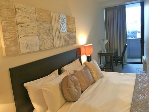 Dockland Kings Lucky 805 - Your Accommodation 11