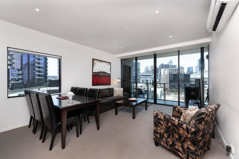 Dockland Kings Lucky 805 - Your Accommodation 1