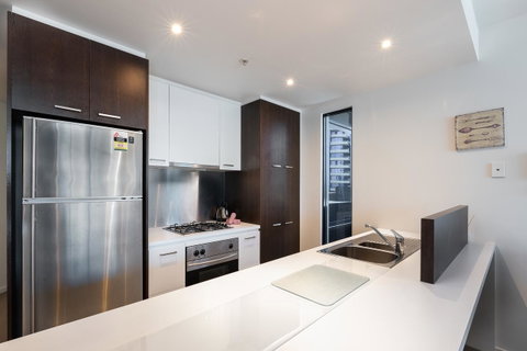 Dockland Kings Lucky 805 - Your Accommodation 10