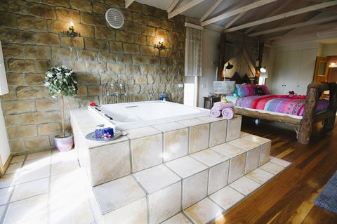 Ditto Daddy's - Your Accommodation 19