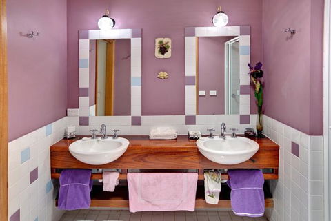 Ditto Daddy's - Your Accommodation 8