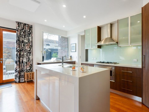 Boutique Stays - Maple On Kent - Your Accommodation 4