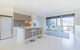 Stylish 3 Bedroom Townhouse - Free Parking - thumb 3
