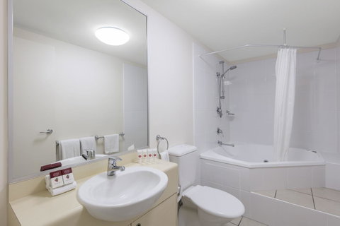Ramada By Wyndham Marcoola Beach - Your Accommodation 8