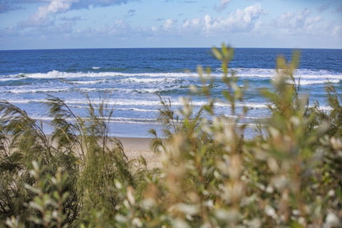 Ramada By Wyndham Marcoola Beach - Your Accommodation 4