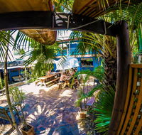 Cool Bananas Backpackers - Your Accommodation