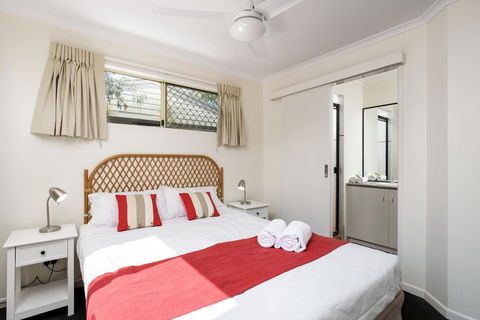 Rainbow Getaway Holiday Apartments - Your Accommodation 5
