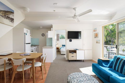 Rainbow Getaway Holiday Apartments - Your Accommodation 4