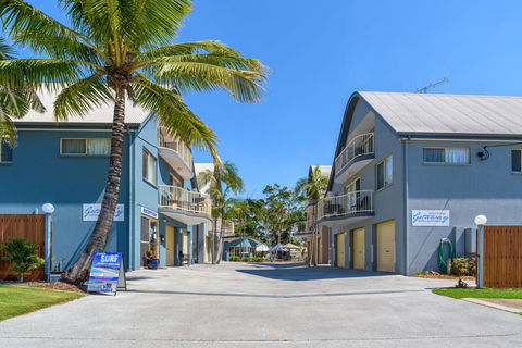 Rainbow Getaway Holiday Apartments - Your Accommodation 16