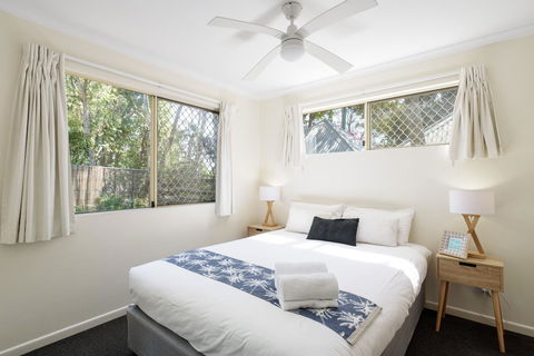 Rainbow Getaway Holiday Apartments - Your Accommodation 9