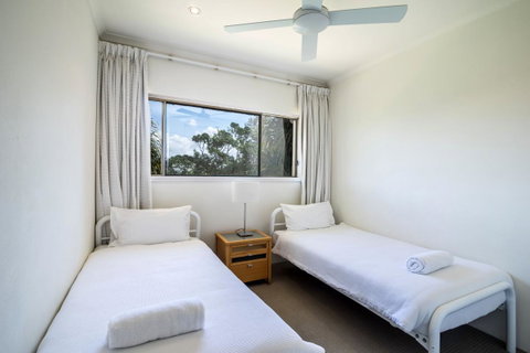 Sunseeker Holiday Apartments - Your Accommodation 25