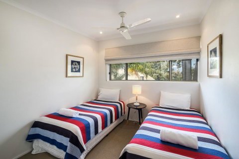 Sunseeker Holiday Apartments - Your Accommodation 3