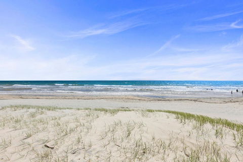 Coloured Sands - Rainbow Beach Resort - 5 Mins To Beach - Your Accommodation 24