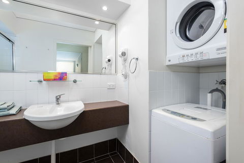 Coloured Sands - Rainbow Beach Resort - 5 Mins To Beach - Your Accommodation 10