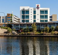 BEST WESTERN PLUS Lake Kawana Hotel - Your Accommodation