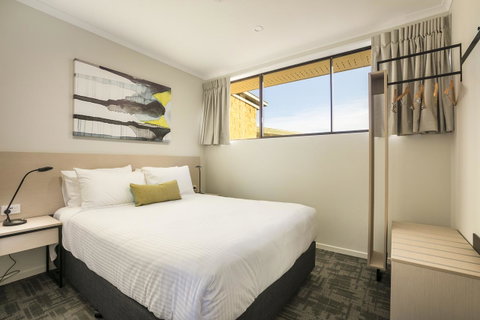 Nightcap At Kawana Waters Hotel - Your Accommodation 43