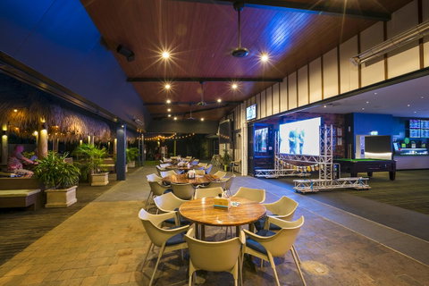 Nightcap At Kawana Waters Hotel - Your Accommodation 18