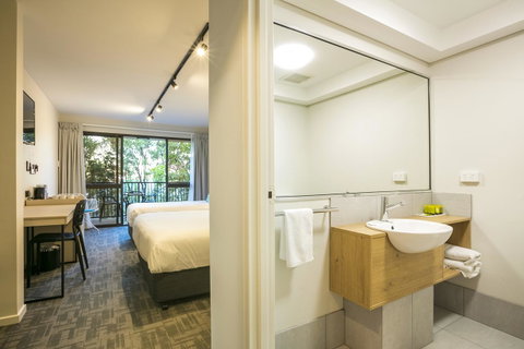 Nightcap At Kawana Waters Hotel - Your Accommodation 31