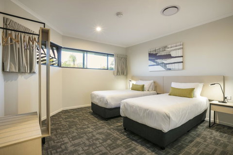 Nightcap At Kawana Waters Hotel - Your Accommodation 40