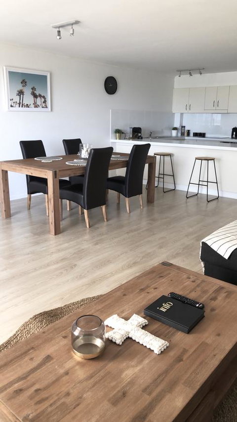 Sunshine Beach Luxe Apartment - Your Accommodation 27