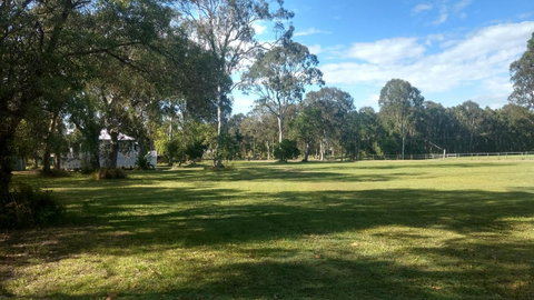 Lake Weyba Noosa Lodge & Kangaroos - Your Accommodation 32
