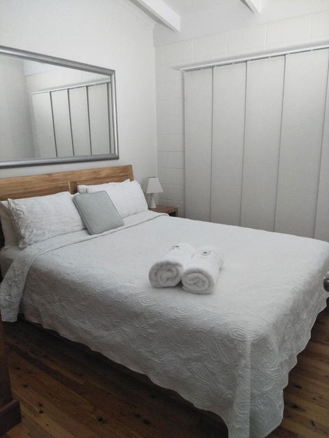 Salty Vibes Retreat - Your Accommodation 5