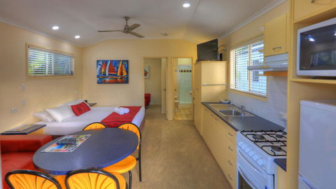 Alex Beach Cabins And Tourist Park - Your Accommodation 11