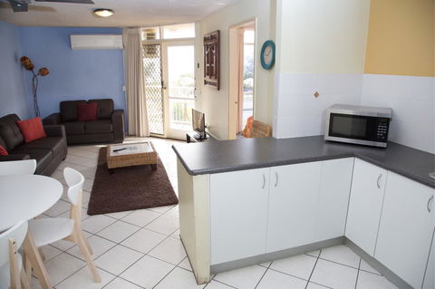 Northpoint Holiday Apartments - Your Accommodation 22
