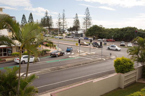 Northpoint Holiday Apartments - Your Accommodation 20