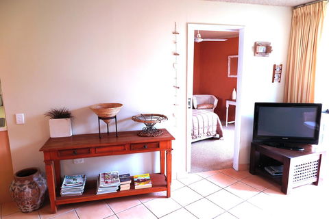 Northpoint Holiday Apartments - Your Accommodation 16
